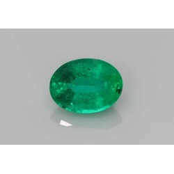Szmaragd szlif owalny, 1.27 ct, GREEN, GIA 6485434615