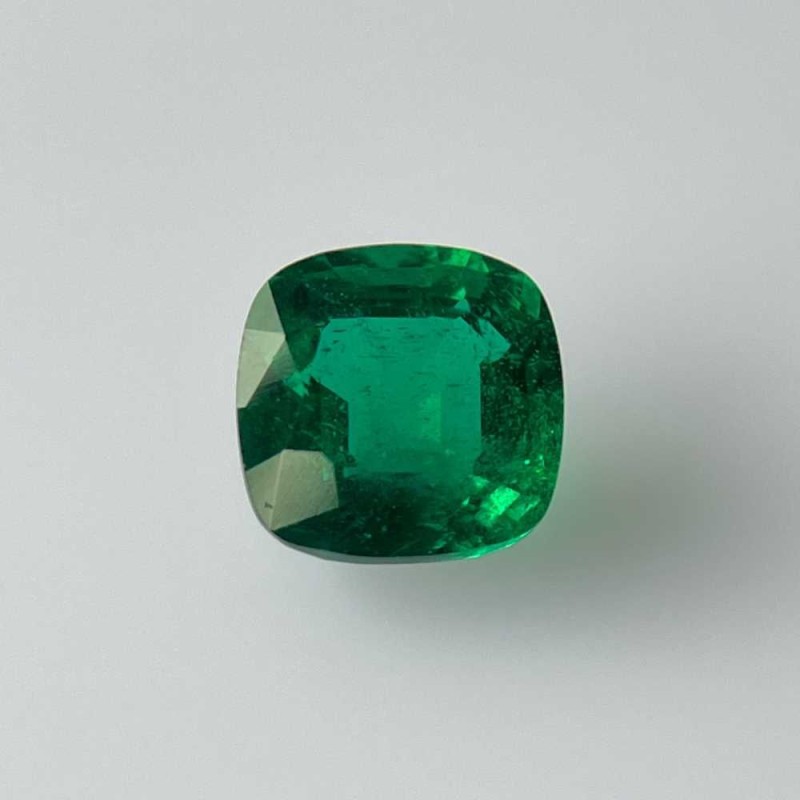 Szmaragd szlif poduszkowy, 2.7 ct, GREEN, GIA 1523980715 Szmaragd szlif poduszkowy, 2.7 ct, GREEN, GIA 1523980715