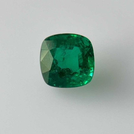Szmaragd szlif poduszkowy, 2.57 ct, GREEN, GIA 6525983912