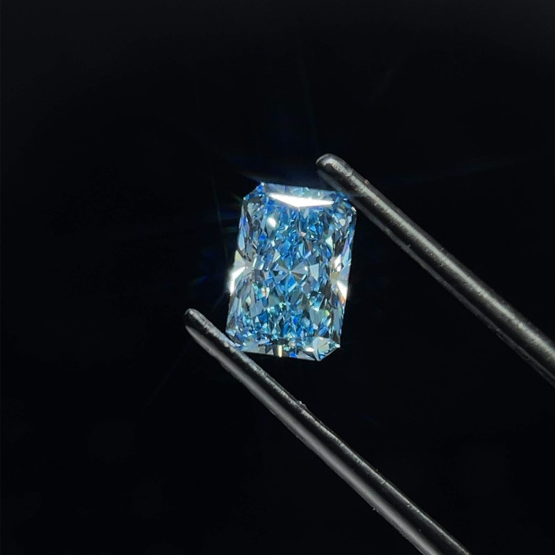 Diament laboratoryjny o barwie fantazyjnej radiant, 1.58ct, VVS2, Fancy Vivid Blue, IGI LG619452214