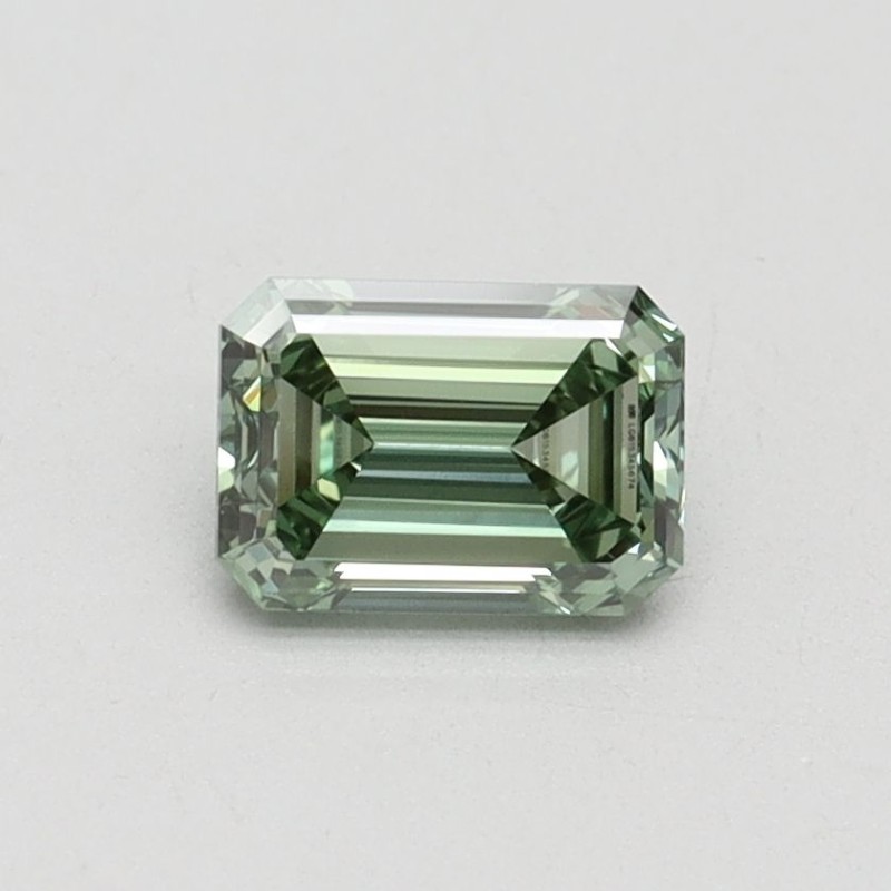 Diament laboratoryjny o barwie fantazyjnej szlif szmaragdowy, 0.7ct, VVS2, Fancy Vivid Green, IGI LG615345674 Diament laboratoryjny o barwie fantazyjnej szlif szmaragdowy, 0.7ct, VVS2, Fancy Vivid Green, IGI LG615345674