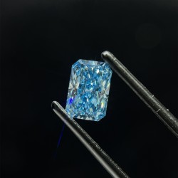 Diament laboratoryjny o barwie fantazyjnej radiant, 1.01ct, VVS2, Fancy Vivid Blue, IGI LG635490524