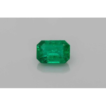 Szmaragd szlif szmaragdowy, 0.87 ct, GREEN, GIA 7508601353