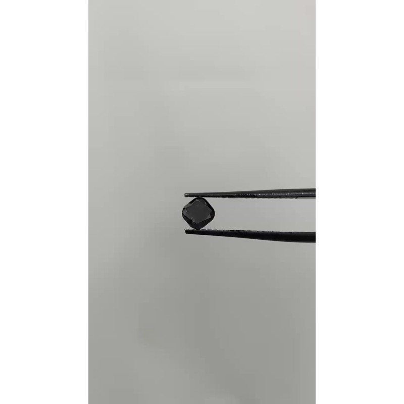 Diament o barwie fantazyjnej szlif poduszkowy brylantowy, 0.42ct, VVS2, Fancy Black, GIA 6237517936 Diament o barwie fantazyjnej szlif poduszkowy brylantowy, 0.42ct, VVS2, Fancy Black, GIA 6237517936