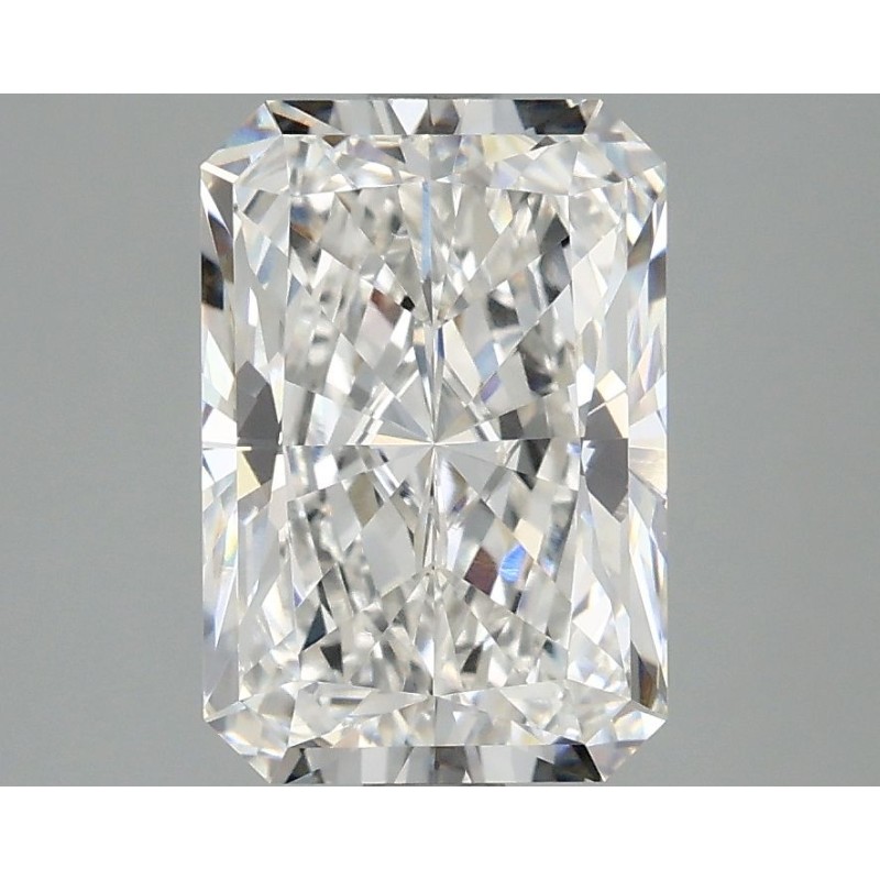 Diament laboratoryjny bezbarwny radiant, 2.96ct, VVS2, E, IGI LG670474400 Diament laboratoryjny bezbarwny radiant, 2.96ct, VVS2, E, IGI LG670474400
