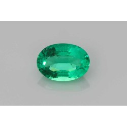 Szmaragd szlif owalny, 0.71 ct, GREEN, GIA 5483434746