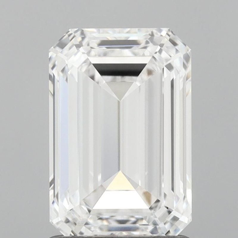 Diament laboratoryjny bezbarwny szlif szmaragdowy, 1.53ct, VVS2, D, IGI LG735556784